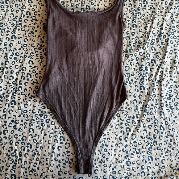 Forever 21 brown ribbed bodysuit - Picture 4 of 7